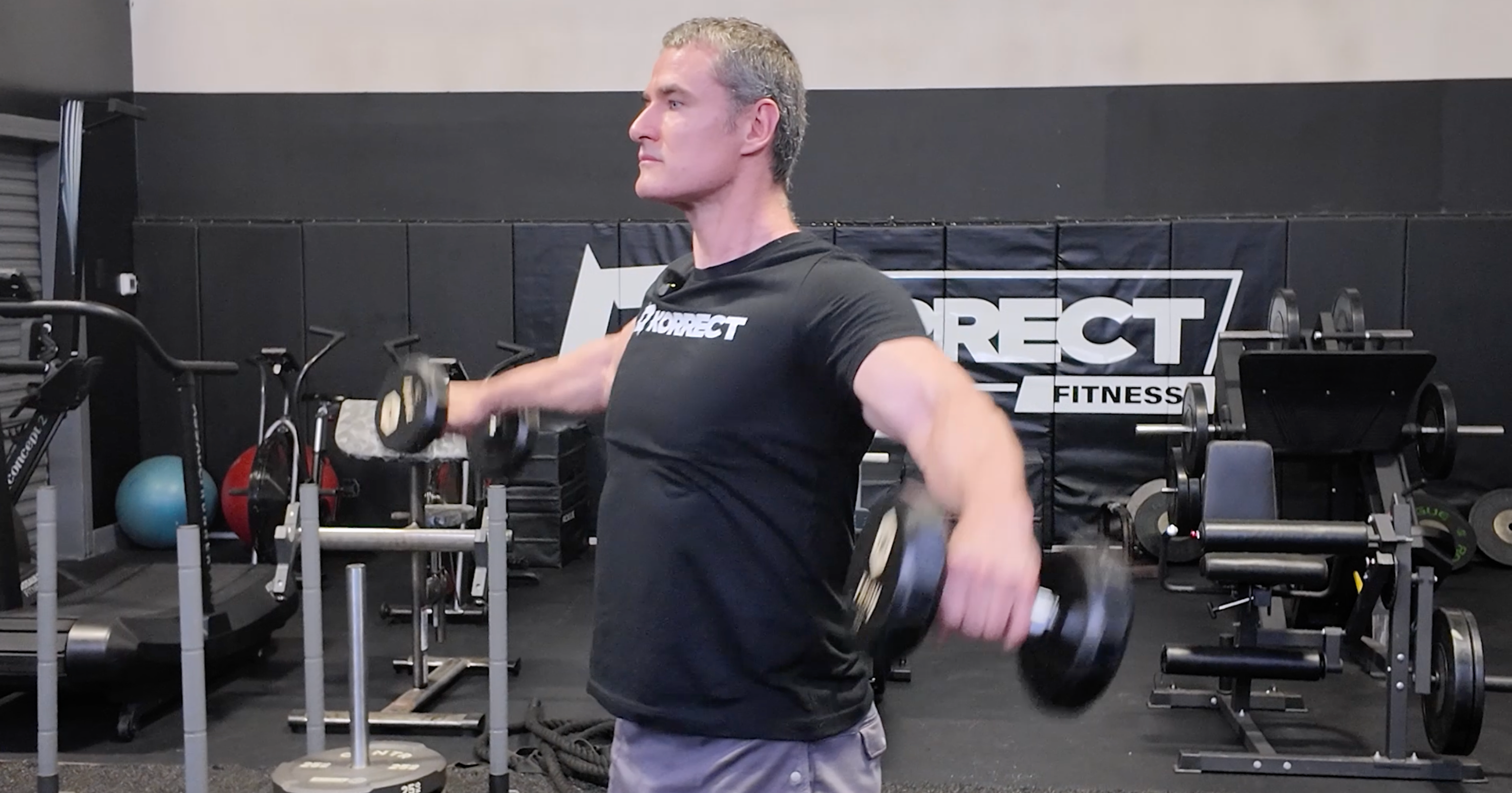 The Best Dumbbell Shoulder Workouts and Exercises for Strong, Healthy Shoulders